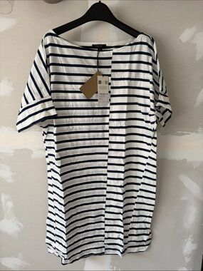 NWT Burberry Naeva Striped Navy and White Women’s Boatneck Dress size Large
